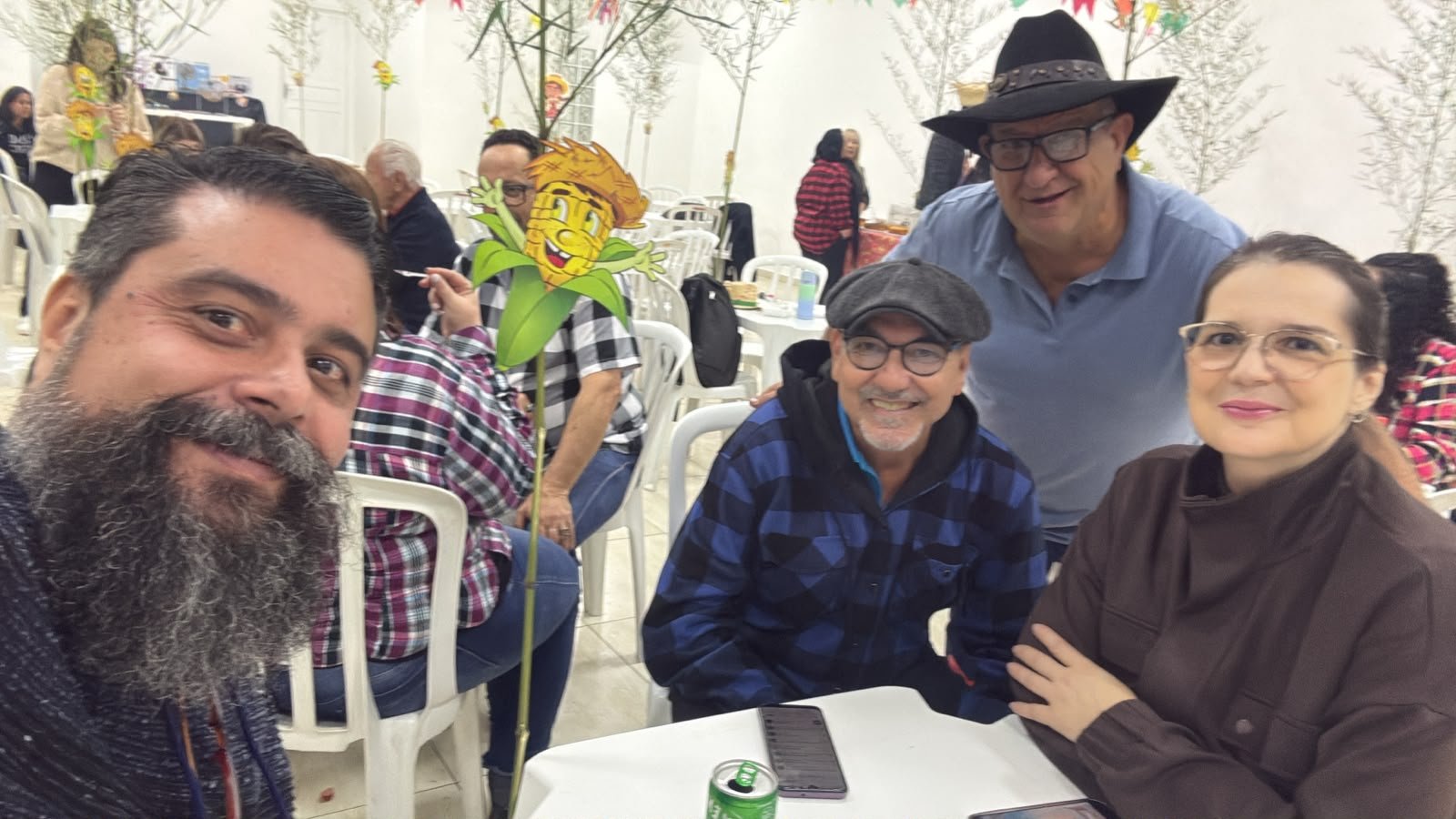 Irmão Junior na Festa Julina de Poá
